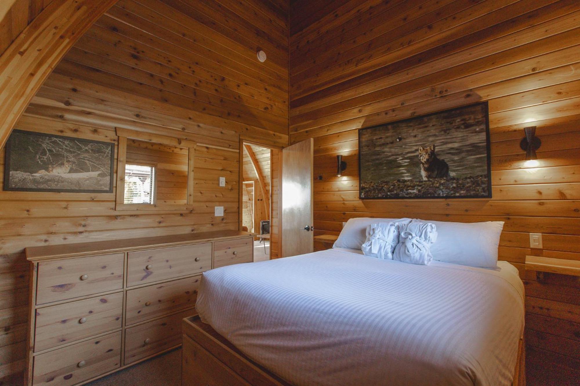 Ocean Village Resort Tofino Esterno foto